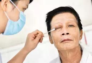 灭臭虫喷雾剂_喷雾杀虫剂能杀死臭虫吗_剂喷雾灭臭虫多久见效